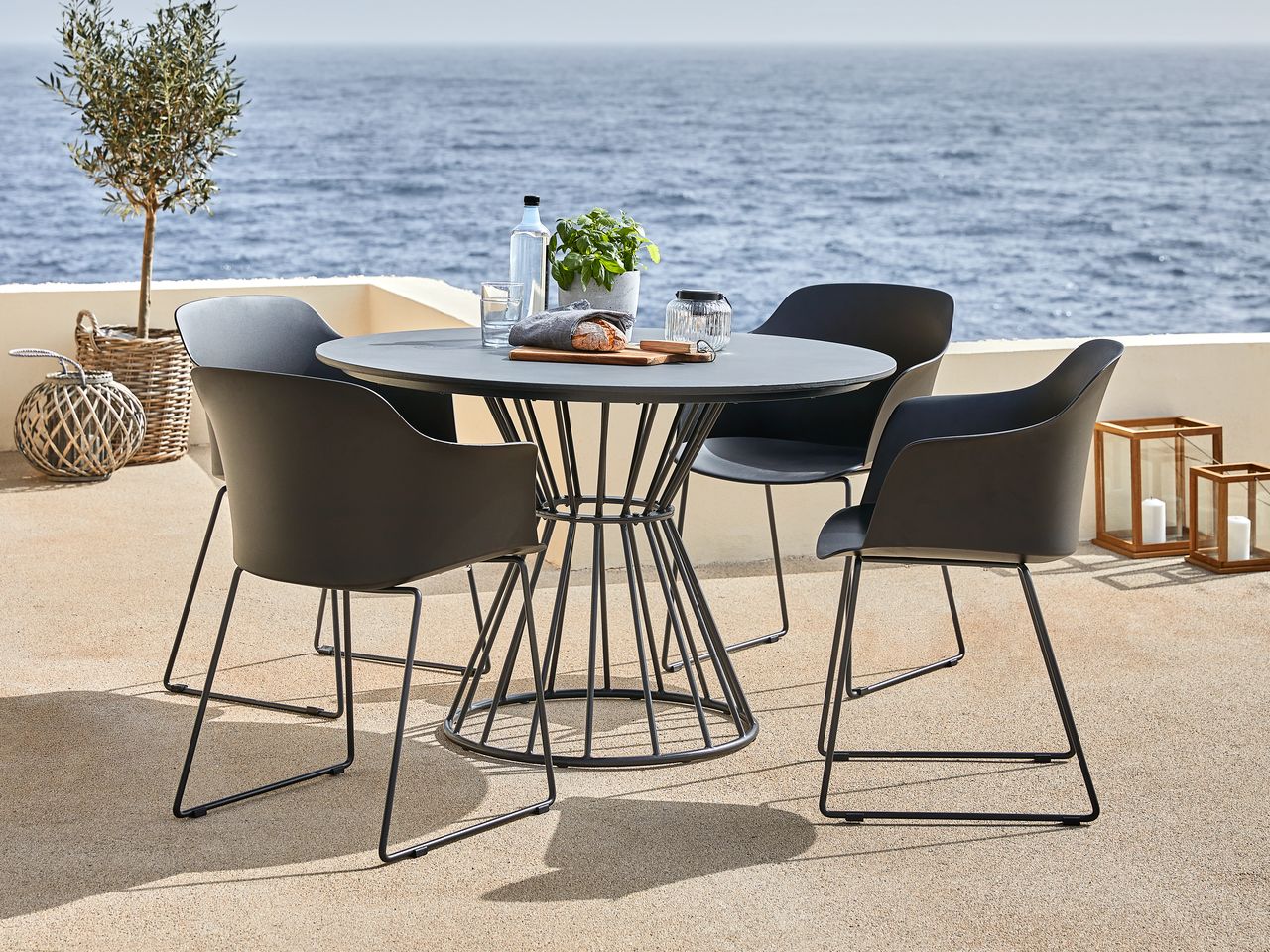 FAGERNES D110 table grey + 4 SANDVED chair black JYSK