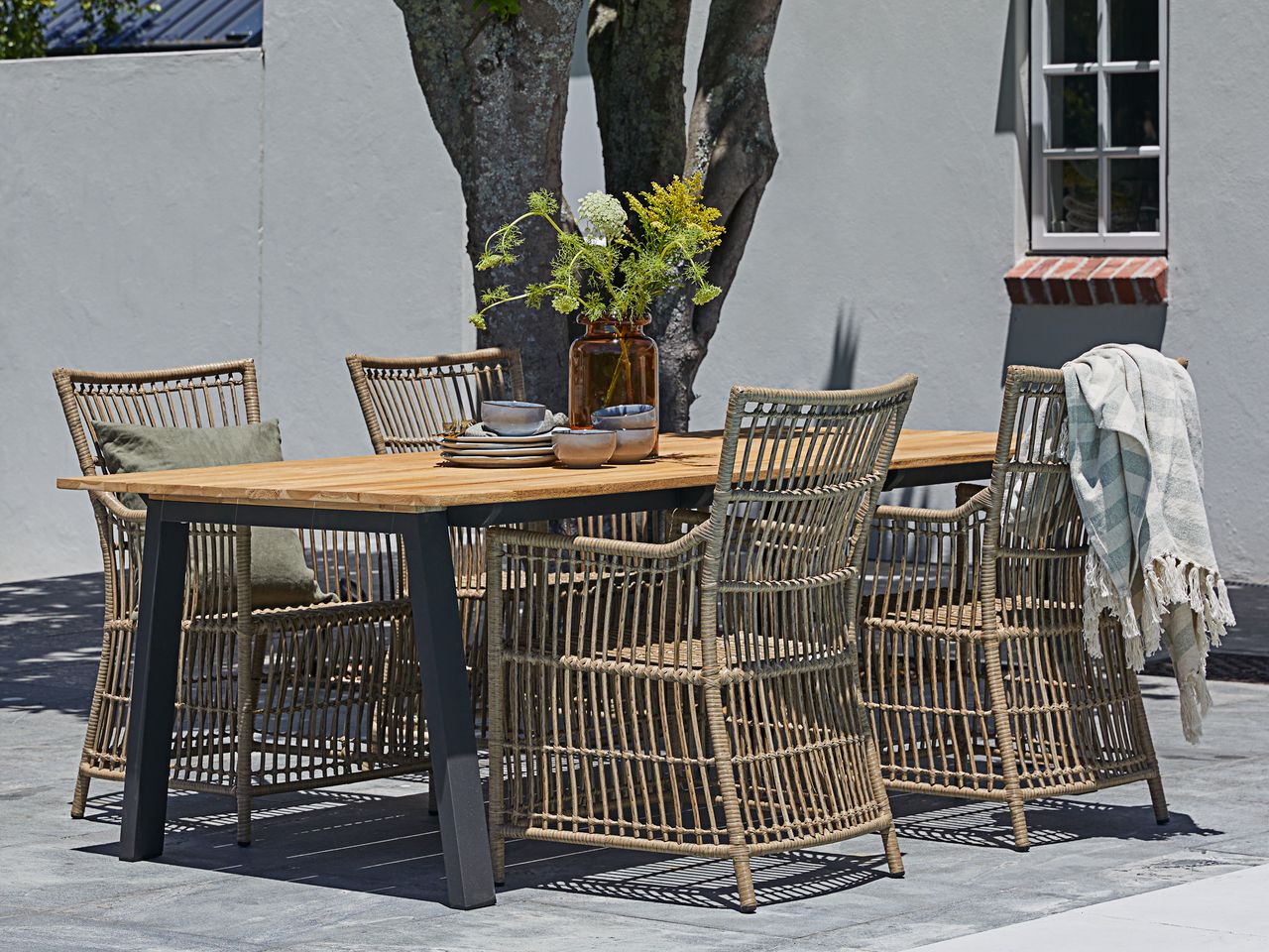 BARSMARK L210 table teak + 4 FJELLERUP chair natural JYSK