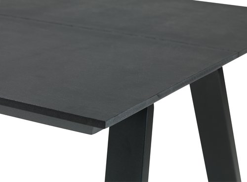 FAUSING Μ220 τραπέζι μαύρο + 4 ILDERHUSE καρέκλες φυσικό
