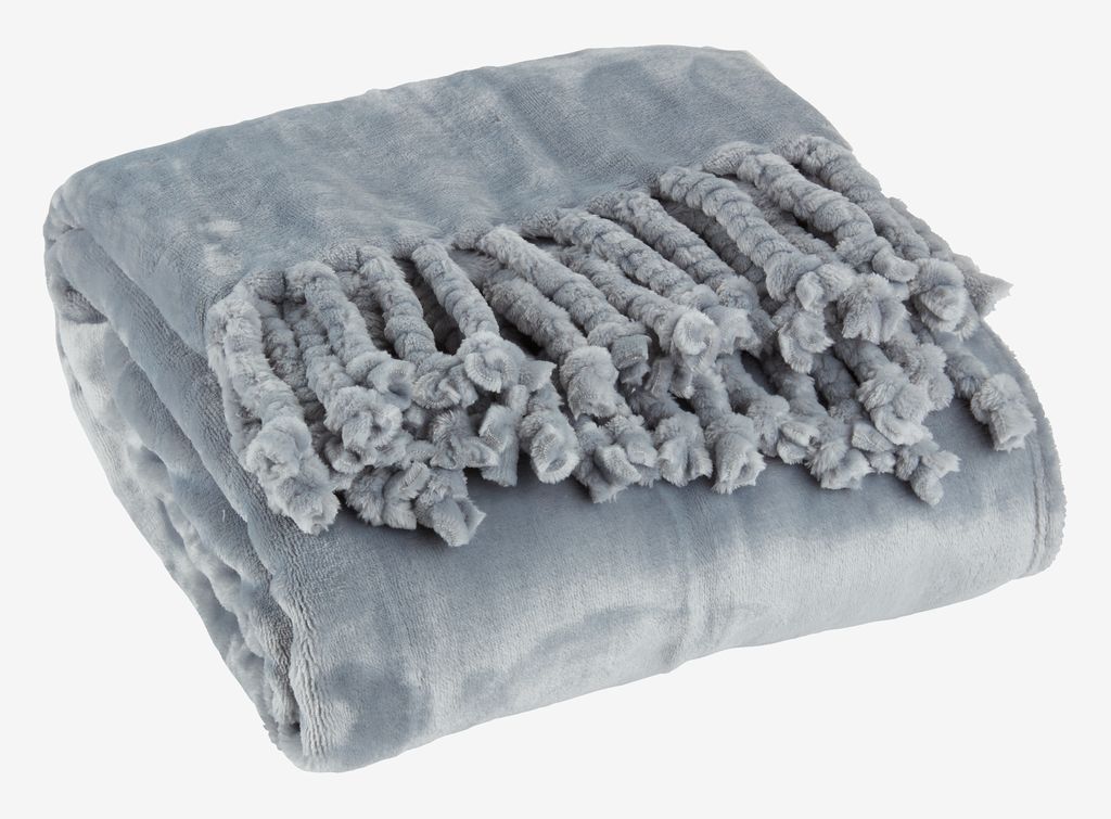 Fleece throw blanket