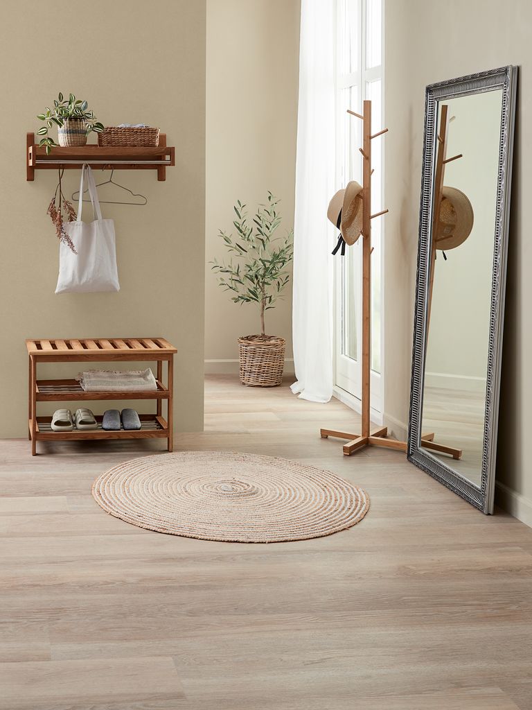 Banco TOMMERUP con estantes roble natural