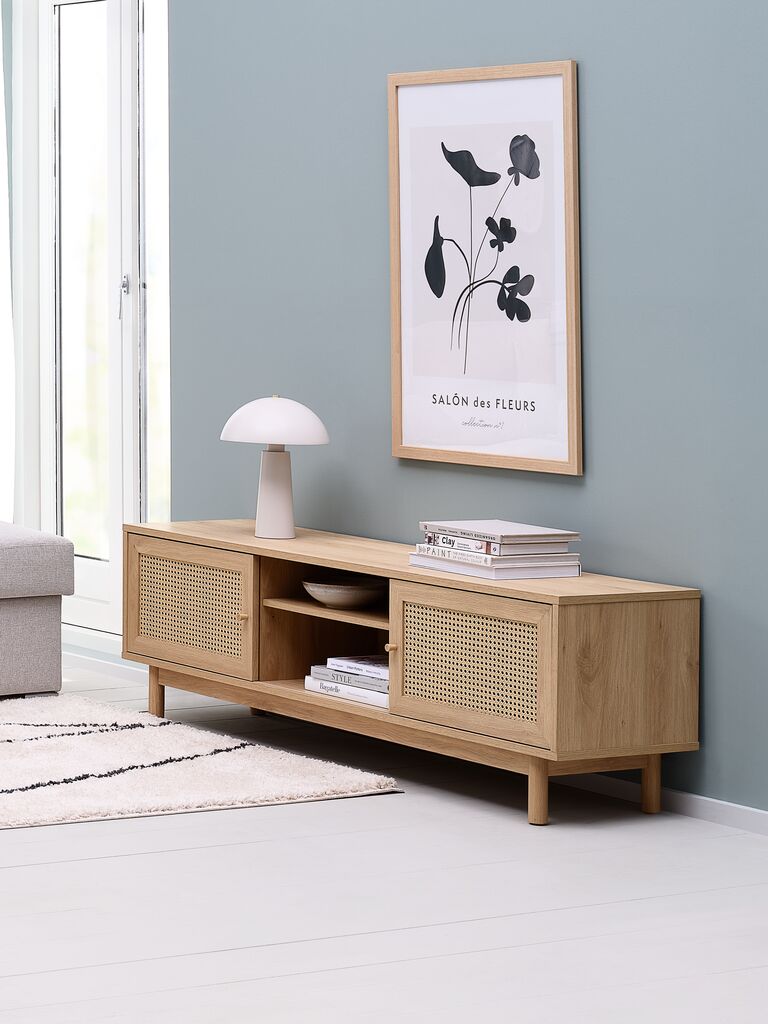 Mueble TV roble claro 2 puertas correderas ratán