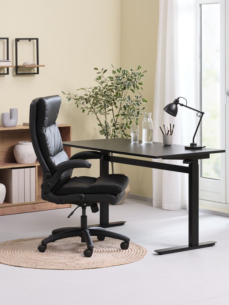 Silla de oficina KASTBJERG polipiel negro