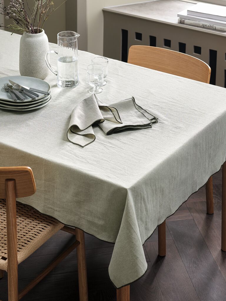 Tischdecke BLINDURT 140x240 olive