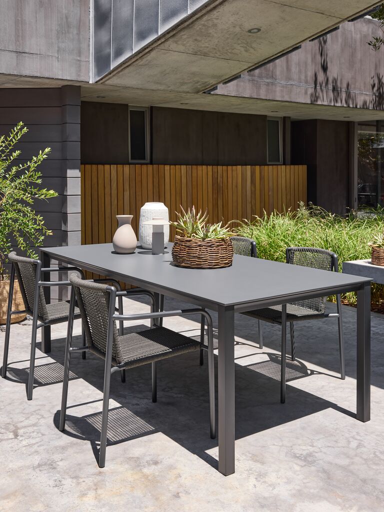 Silla apilable KRISTIANSTAD verde oscuro