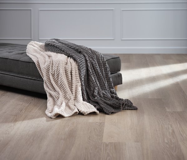 Odeja iz flisa HAGTORN 140x200 bež