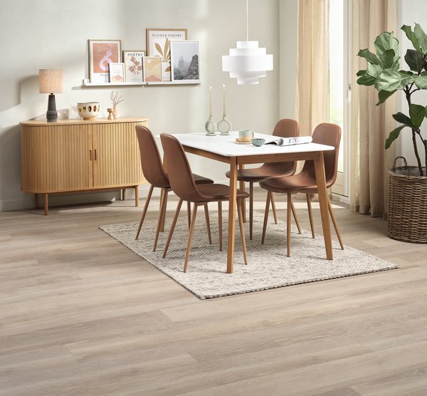 JEGIND L130 table white + 4 JONSTRUP chairs cognac/oak
