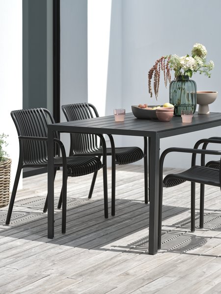 JERSORE L140 bord + 4 NABBEN stole sort