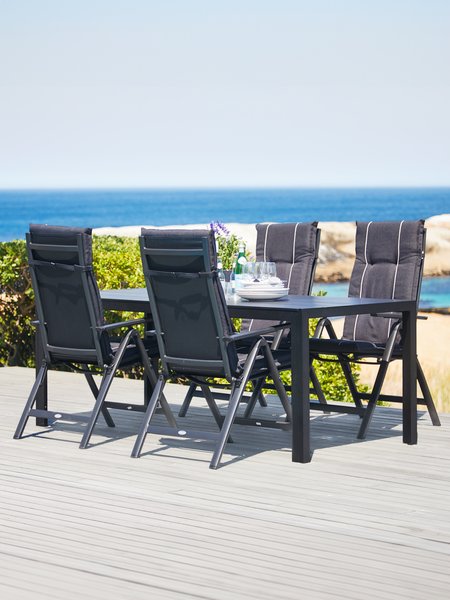 Table MADERUP L205 noir + 4 chaises LOMMA inclinable noir