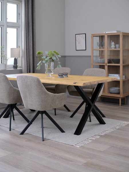 ROSLEV L200 table natural oak + 4 ROSTRUP chairs sand/black