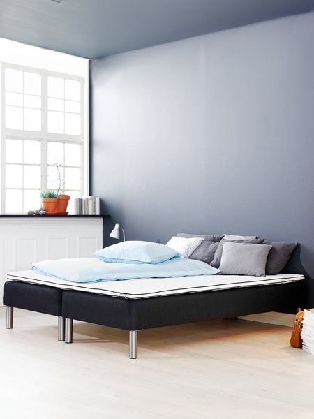 Resårbotten 160x200cm FJELNA PB20 svart-05 PU DREAMZONE