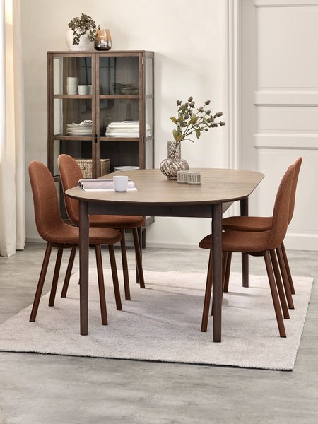 MARSTRAND L200/280 table d.oak + 4 EJSTRUP chairs terracotta