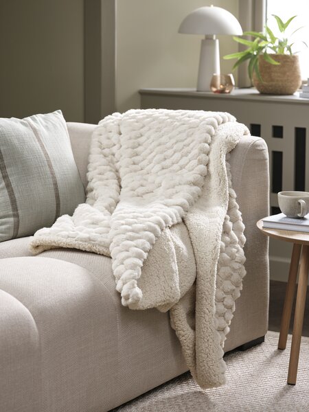 Manta HVIDBLOMME 150x200 beis