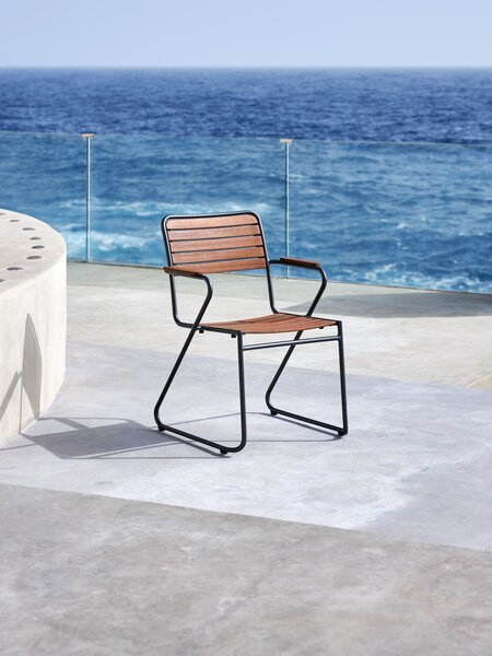Chaise empilable VAXHOLM bois dur