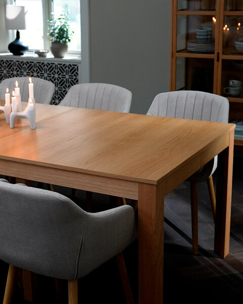 Jedilniška miza KORSKRO 100x200/326 naravni hrast