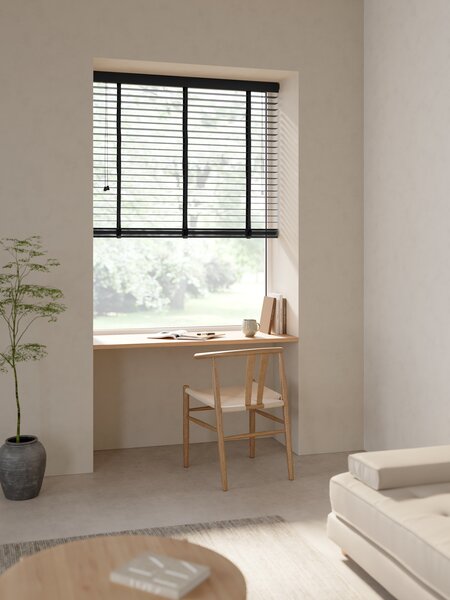 Store vénitien en bambou GRUMLAN 105x175 cm noir