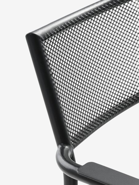 KUMLA Д200 маса сива + 4 HEMSEDAL стола черни