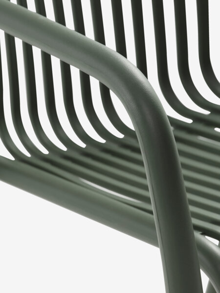 JERSORE L70 bord sort + 2 NABBEN stol grøn