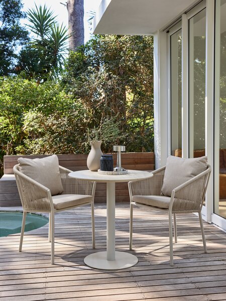 VAMDRUP Ø70 stůl + 2 GILJA židle béžová