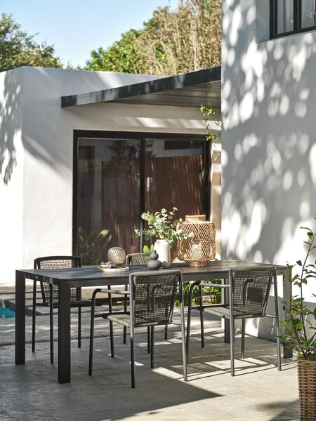 MADERUP D205 stol crna + 4 KRISTIANSTAD stolice zelena