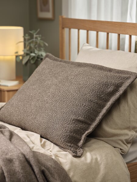 BCUS GULDBLOMME 50x70 bouclé brown
