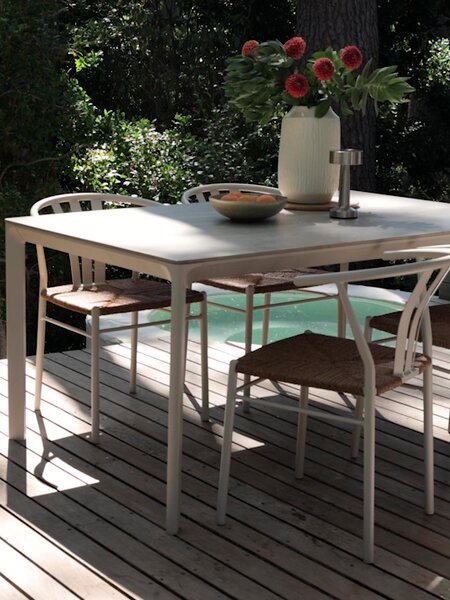 KUMLA D150 stol + 4 TAGMARK stolice bež